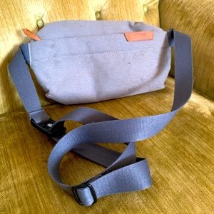 Unisex Bellroy Sling Mini